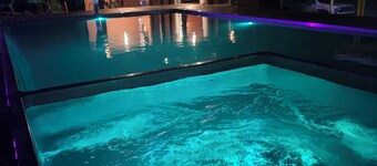 Romantic Chalet with Private Spa and Swimming Pool