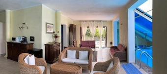 Villa Nuragica – Apartment with Outdoor Kitchen and Terrace with View