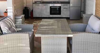 Villa Nuragica – Apartment with Outdoor Kitchen and Terrace with View