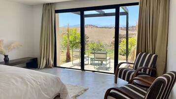 Chambre Double Supérieure, vue sur le désert