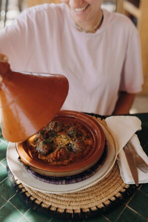 Nicht klassifiziertes Bild, 2 von 21, Schaltfläche