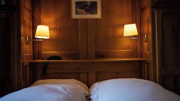 Phòng phong cách cổ điển, ban công