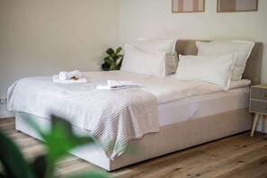 熨斗/熨衫板、Wi-Fi、床單