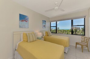 2 bedrooms, iron/ironing board, free WiFi, bed sheets - Habor Towers 721 - Tropical Sands Accommodations (Siesta Key)