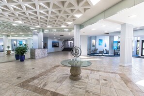 Lobby - Harbor Towers 302 - Tropical Sands Accommodations (Siesta Key)