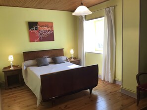 Fer et planche à repasser