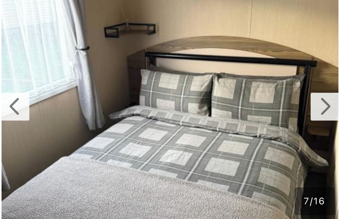 デスク、アイロン / アイロン台、旅行用ベビーベッド、WiFi (無料)