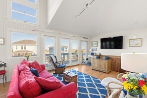 Smart TV - The Fifth Season: Dog Friendly | Private Saltwater Pool | Private Hot Tub (Corolla)