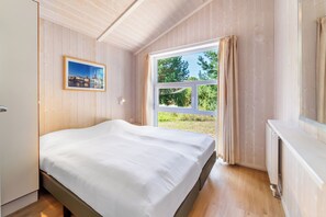 4 Schlafzimmer, Reisekinderbett, kostenloses WLAN