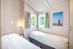 3 bedrooms, travel cot, free WiFi - Beach view vacation home 14 (Lübeck-Travemünde)