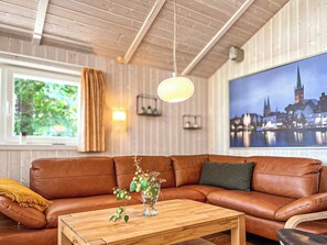 TV, fireplace, DVD player, stereo - Beach view vacation home 14 (Lübeck-Travemünde)