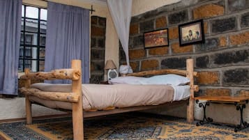 Deluxe Single Room, Balcony, Garden View | Free WiFi, bed sheets