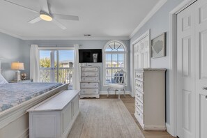4 bedrooms, iron/ironing board, free WiFi, bed sheets - Happy As Clam: 4 Bedroom Duplex Across From Ocean w/ View (Kure Beach)