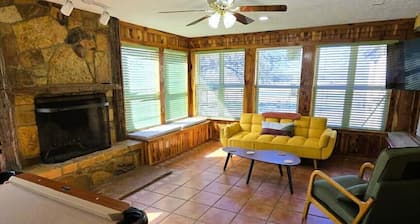 Red Roof Retro Cottage