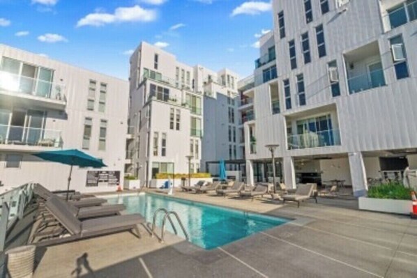 Imagem sem classificação, 1 de 30, botão