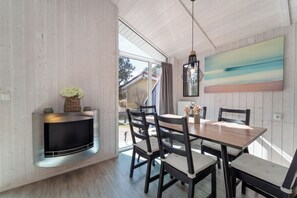 Dining - Vacation home Dünenpark 02a (Lübeck-Travemüde)