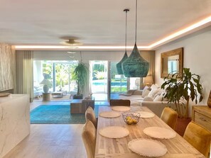 Immagine non classificata, 5 di 27, pulsante