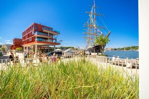 Imagen sin descripción, 4 de 35, botón