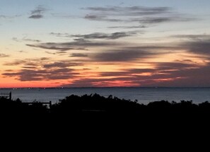 Imagem sem classificação, 2 de 8, botão