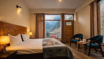 Iron/ironing board, free WiFi