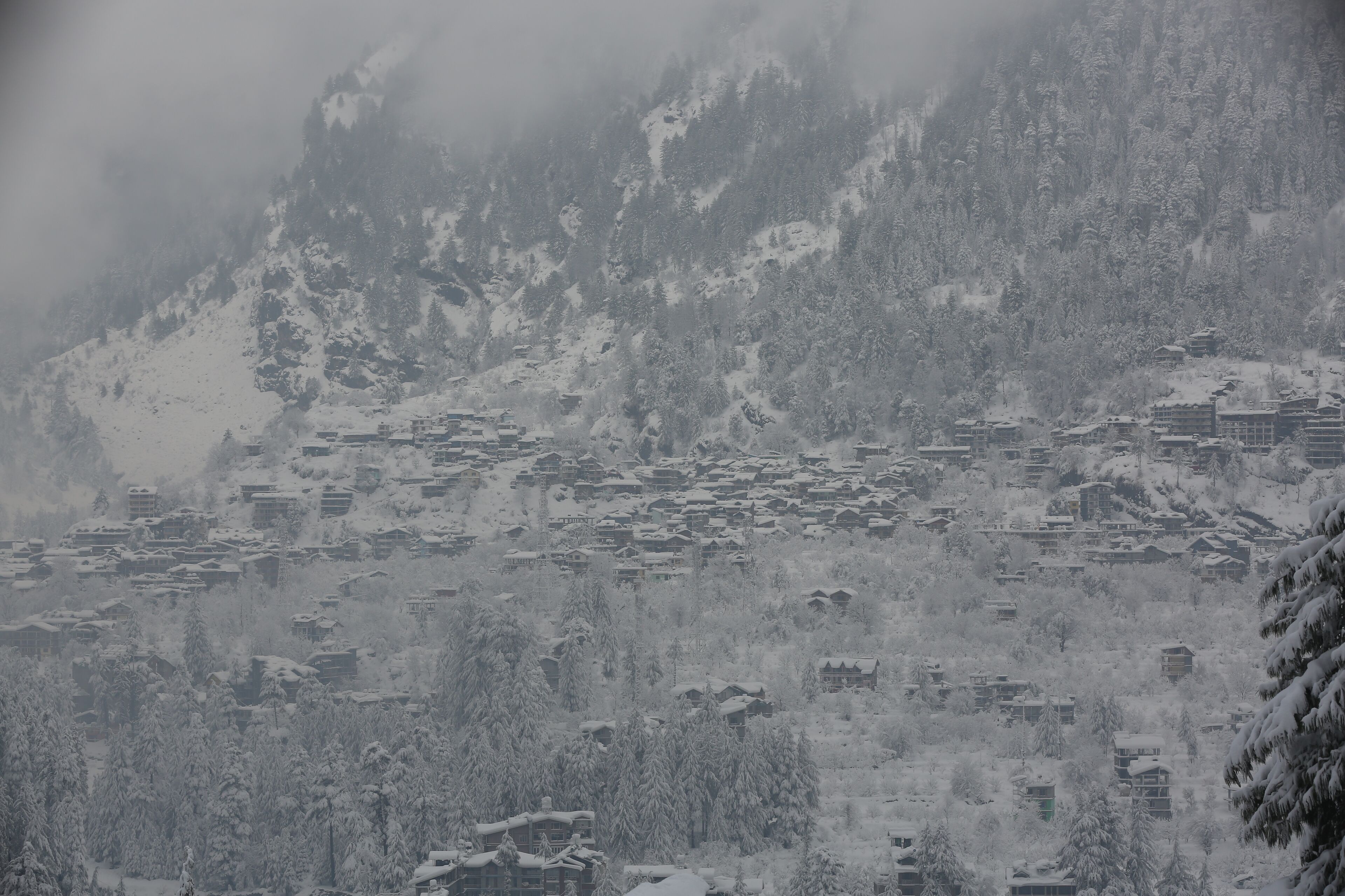 Enkeltrom – deluxe, fjellutsikt | Luftbilde