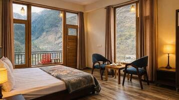 Enkeltrom – superior, balkong, fjellutsikt | Strykejern/-brett og wi-fi (inkludert)