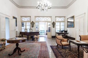 Lobby - Villa Ott with Private Pool, Private Garden and Wi-Fi (Tripalle)