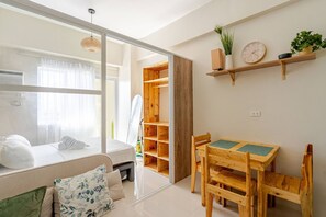 Apartment, 1 Schlafzimmer, Balkon, Poolblick