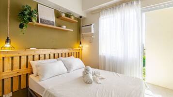 Condo, 1 Bedroom, Balcony, Pool View | 1 bedroom