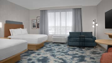 Suite, 2 Queen Beds (Microwave/Fridge, Wet bar) | Living area