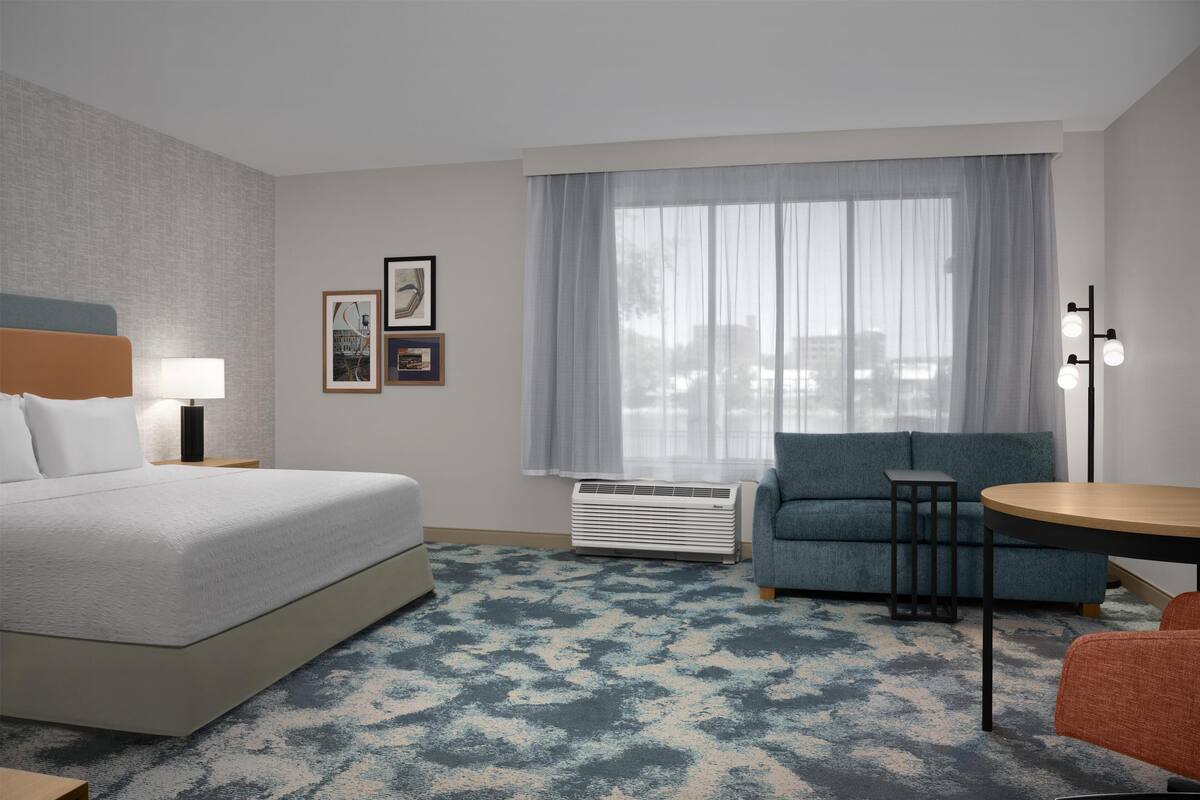 Kamer, 1 kingsize bed, toegankelijk voor mindervaliden, niet-roken (Bathtub, Water View)