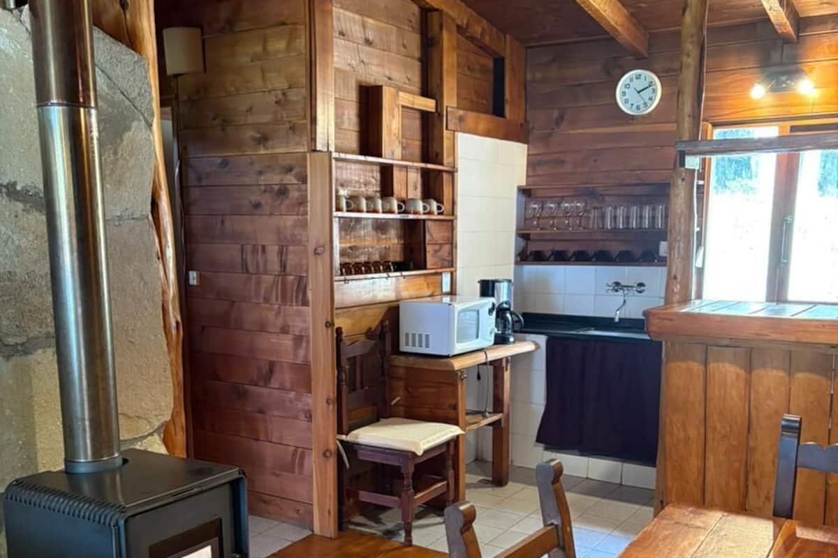 Cabaña, 2 habitaciones, vista al parque | Wifi gratis y ropa de cama