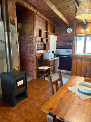 Ferienhütte, 2 Schlafzimmer, Parkblick | Kostenloses WLAN, Bettwäsche