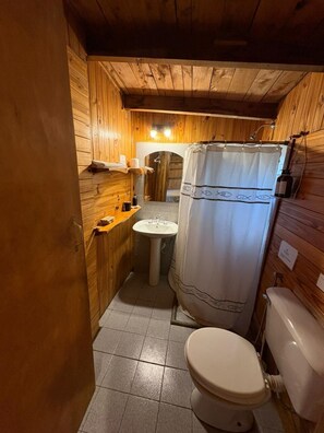 Basic Loft | Bathroom - Cabañas Walnor  (Villa Traful)