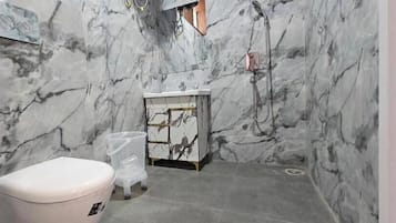 Rom – deluxe | Bad