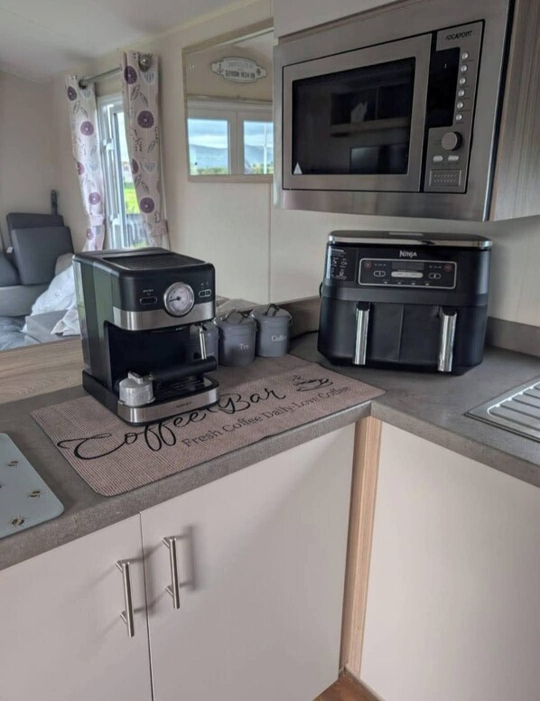 House, 3 Bedrooms, Balcony, Mountain View | Interior - Caravan to Rent in Crainfield bay (Newry)