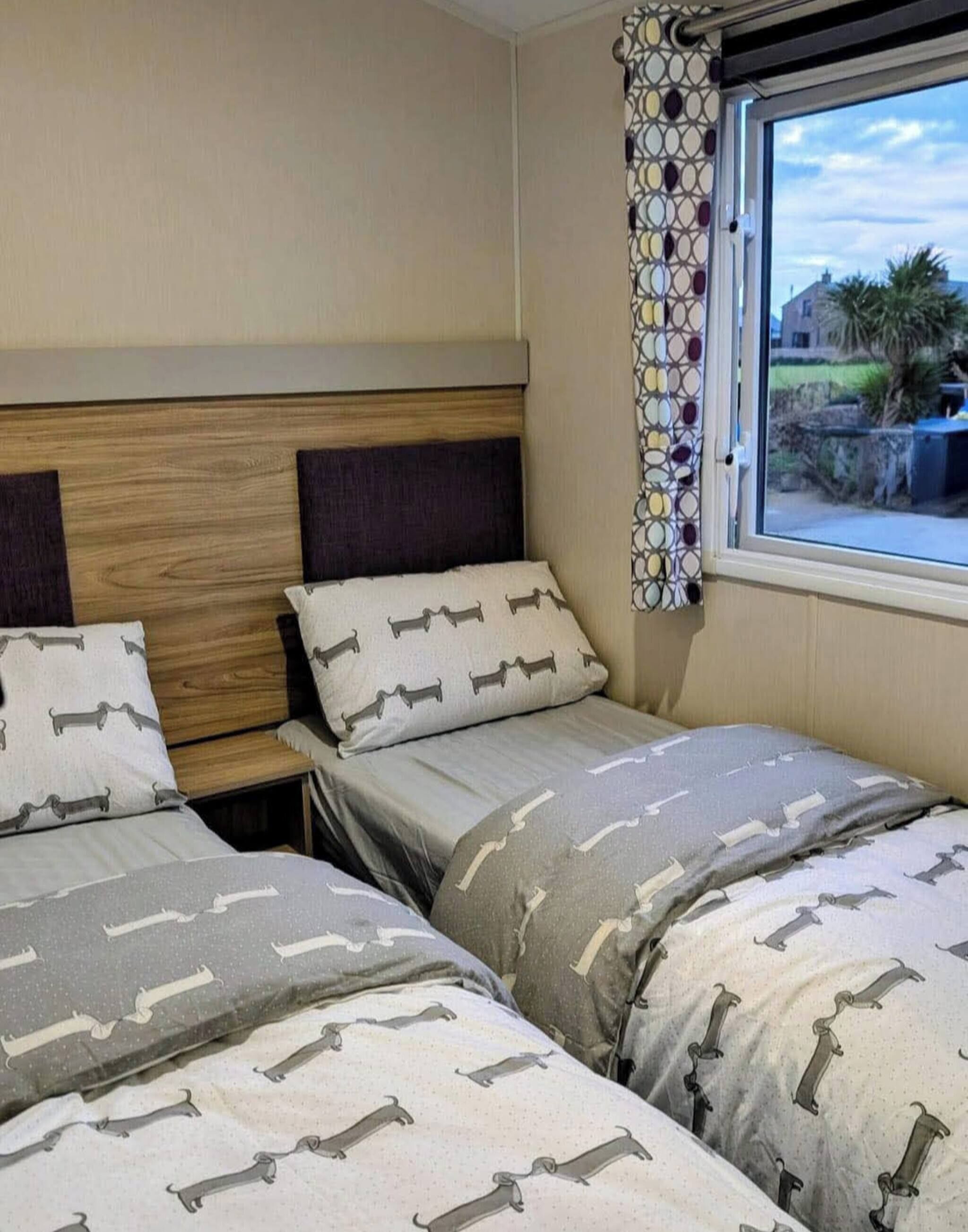 House, 3 Bedrooms, Balcony, Mountain View