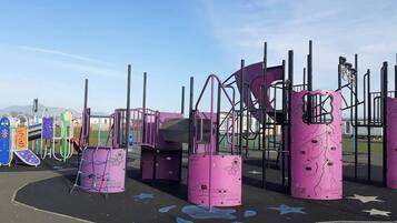 House, 3 Bedrooms, Balcony, Mountain View | Children’s area