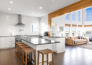Interior - Steps to Gulf Beach & Private Lagoon + Amenities (Gulf Shores)