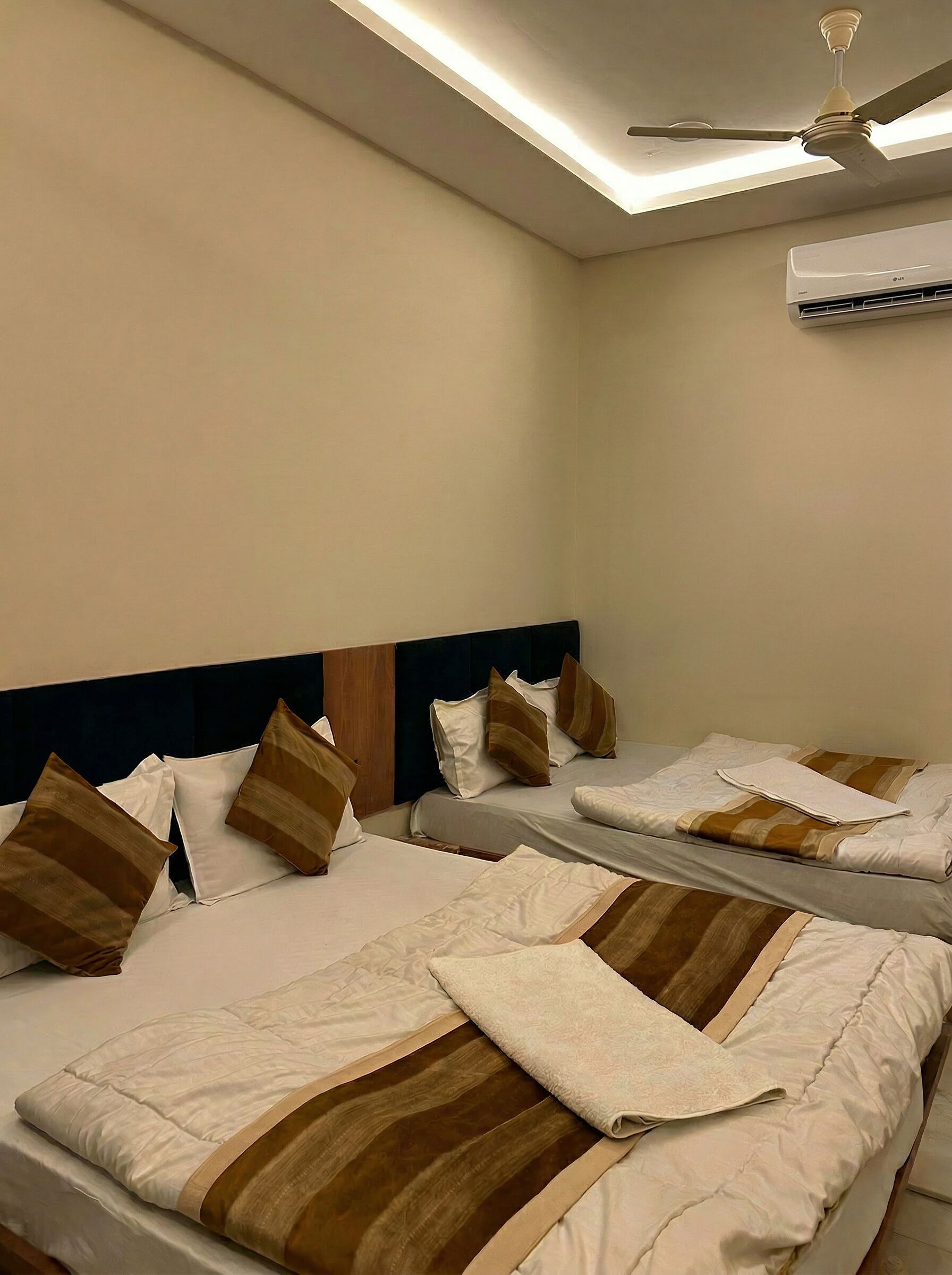 ห้องพรีเมียมสำหรับสี่ท่าน | Wi-Fi ฟรี