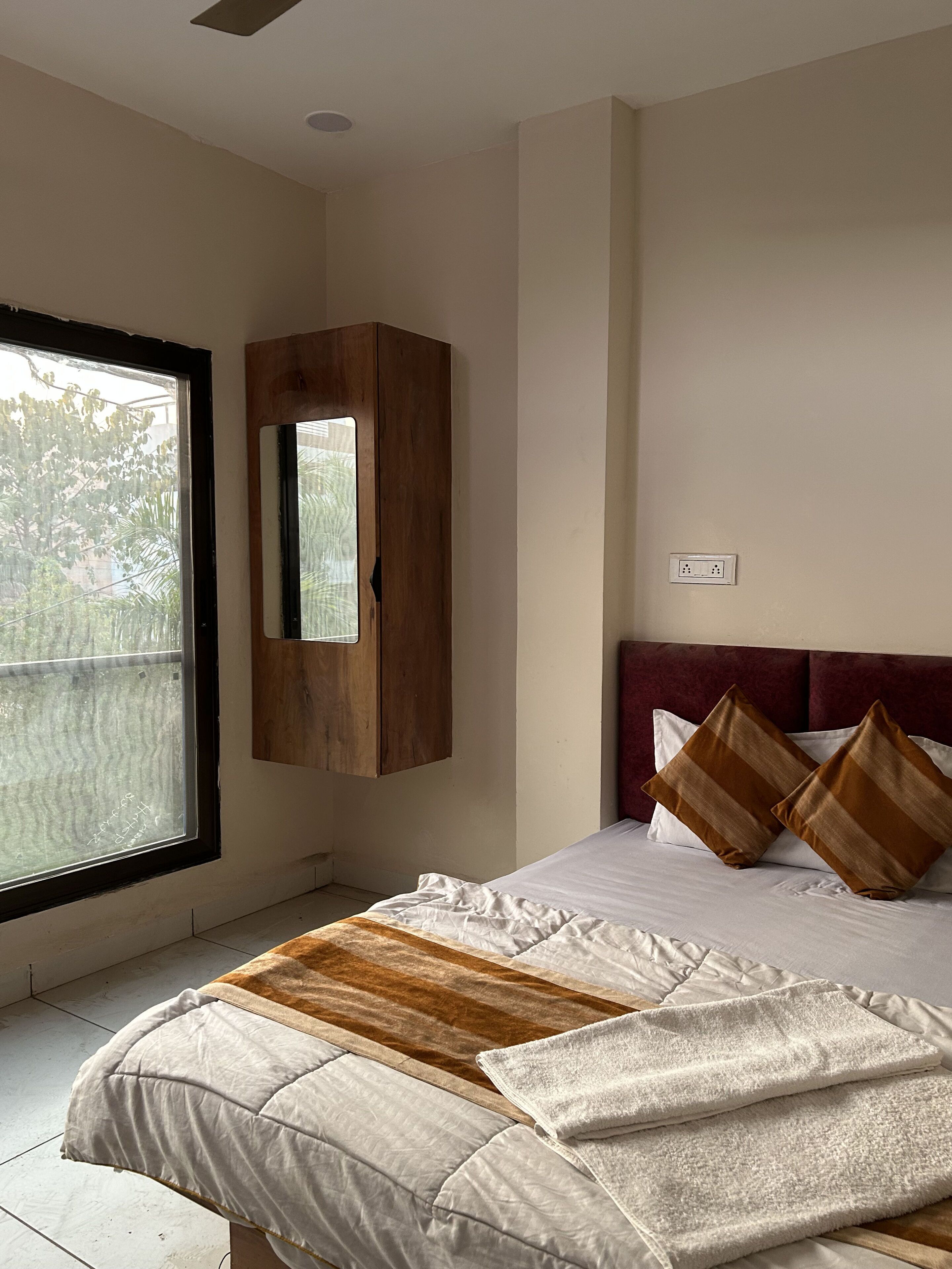 Habitación Deluxe con 1 cama doble o 2 individuales, vistas al jardín