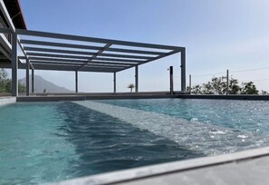 Imagen sin descripción, 4 de 43, botón