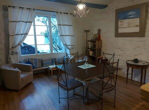 Luokittelematon kuva, 5 kautta 24, painike