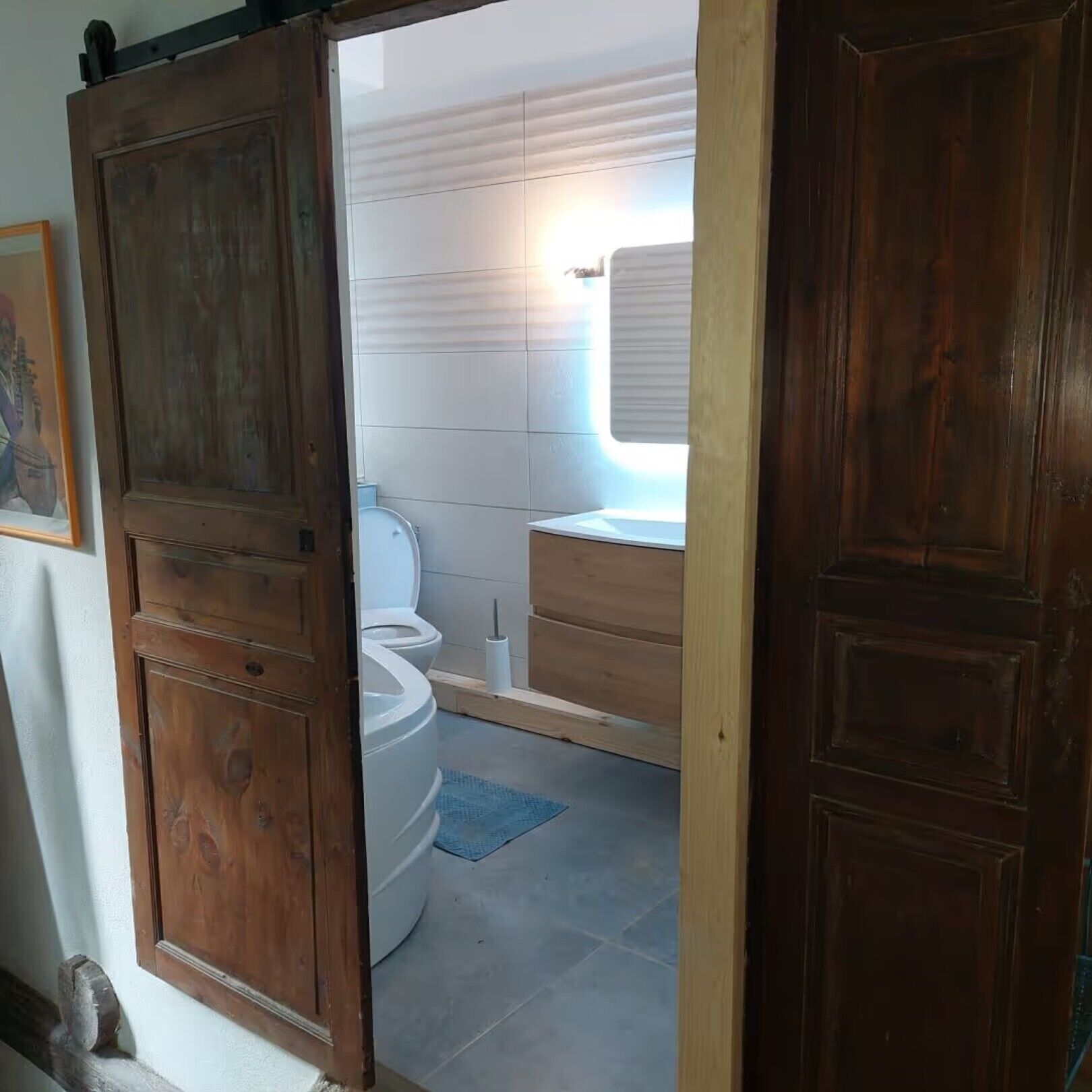 淋浴设施、吹风机、毛巾