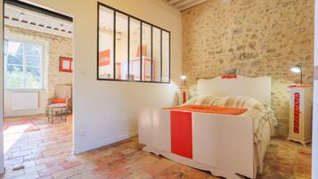 Bügeleisen/Bügelbrett, WLAN, Bettwäsche