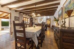 Dining - Villa Murtaretes in Pollensa by Home Villas 360 (Pollensa)