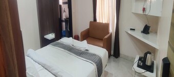 Palette Hotel Smriti Premium 3