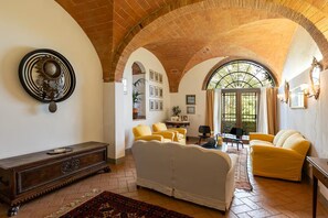 Interior - Villa le Murate by MMega (Montaione)