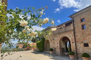 Property grounds - Villa le Murate by MMega (Montaione)