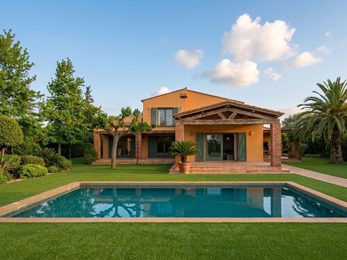 Peralada Pearl: where vacations become tradition.